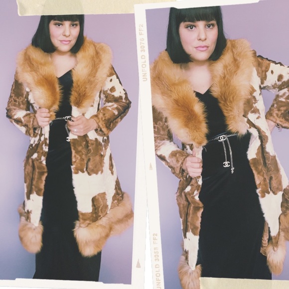 Vintage Jackets & Blazers - Vintage 70s RARE Cowhide Fur Trim Cuffs Coat S M L